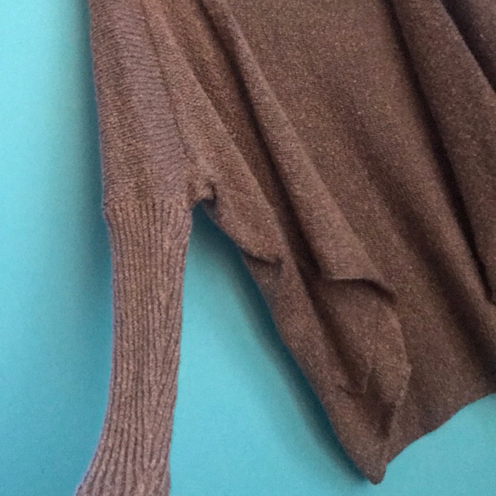 Cardigan - Picture 2 of 4